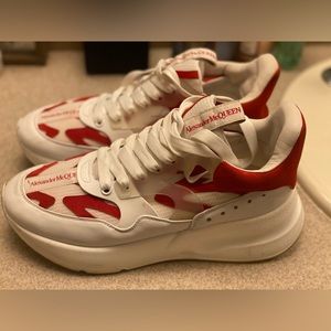 White and red Alexander McQueen men sneakers